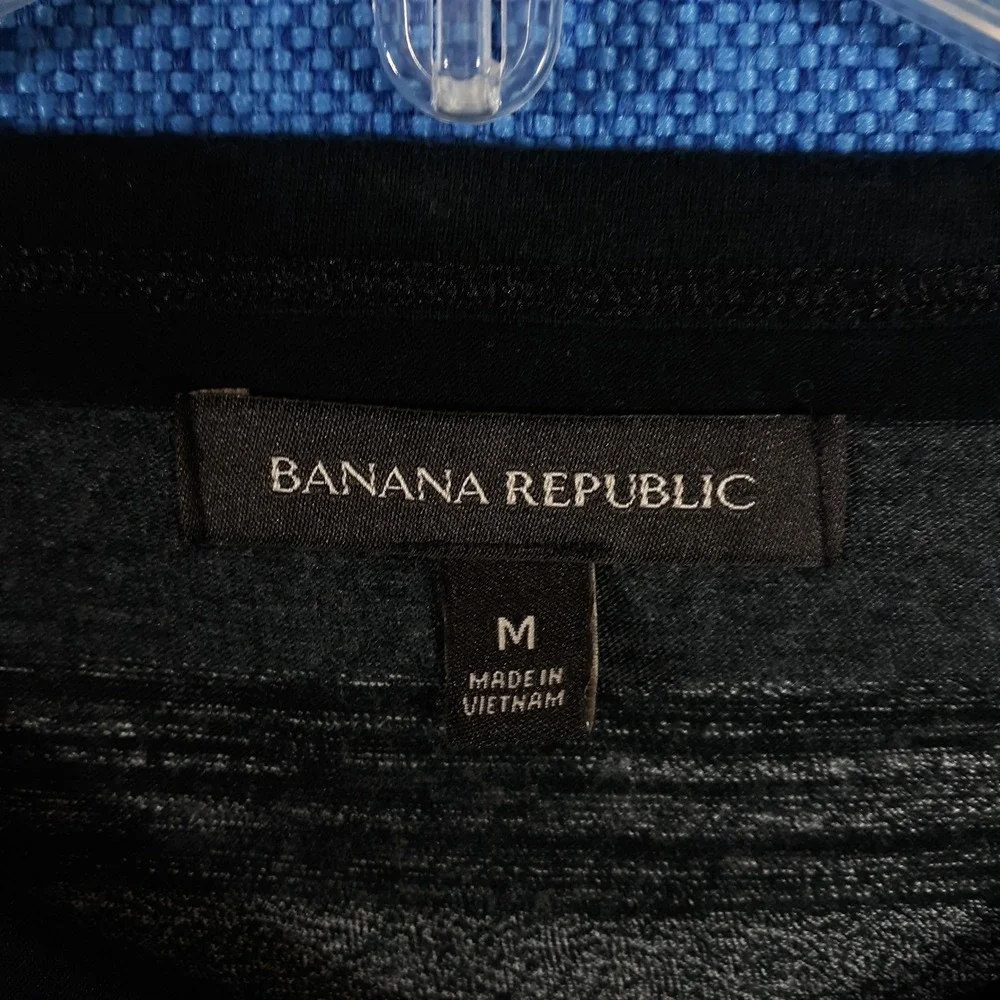 Banana Republic Shirt Mens Medium Henley Pullover Cotton Striped Black Gray